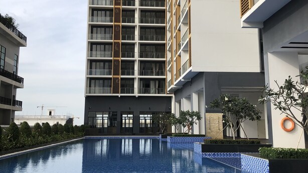 Pool - The Skyline (Phnom Penh)