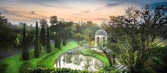 cottage in a peaceful and gardens,temples,convenience and downtown in 20 minutes