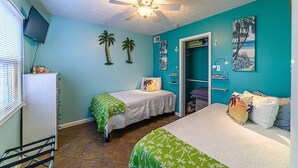 2 habitaciones, tabla de planchar con plancha, wifi y ropa de cama 