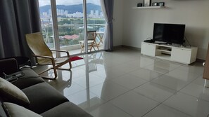 Smart TV - D Paradise 1 with High Speed Wifi & Amenities (Bayan Lepas)