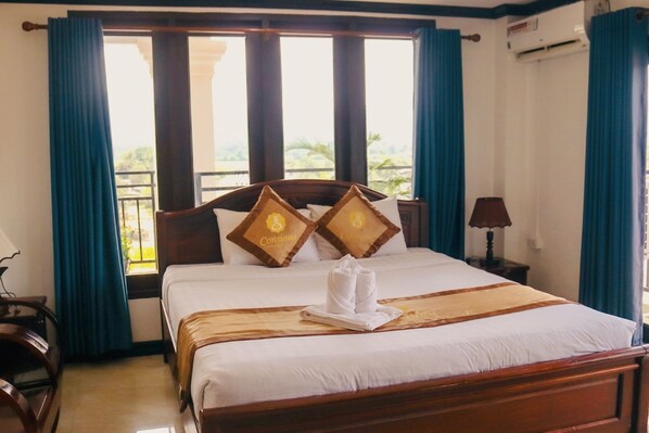 Deluxe Double Mountain View