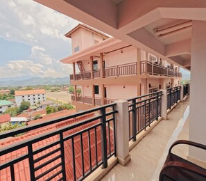 Free minibar items, in-room safe, laptop workspace, free WiFi