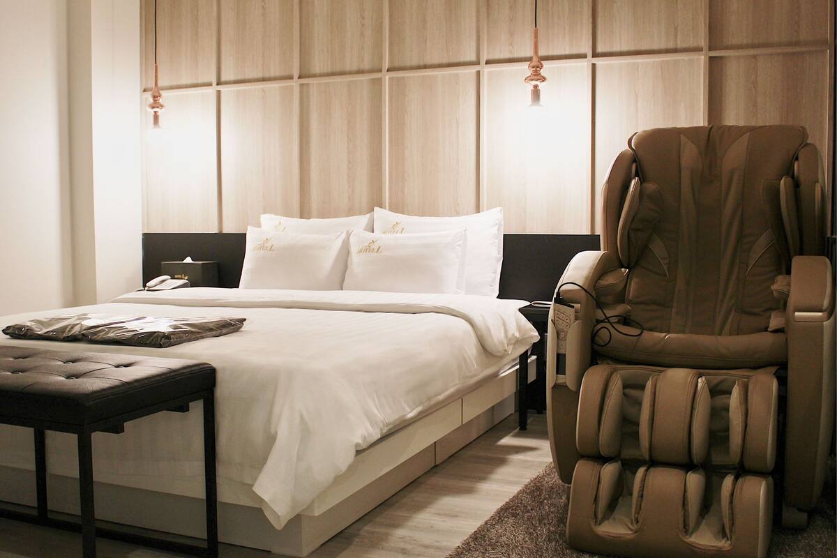 premier room | free wifi, bed sheets