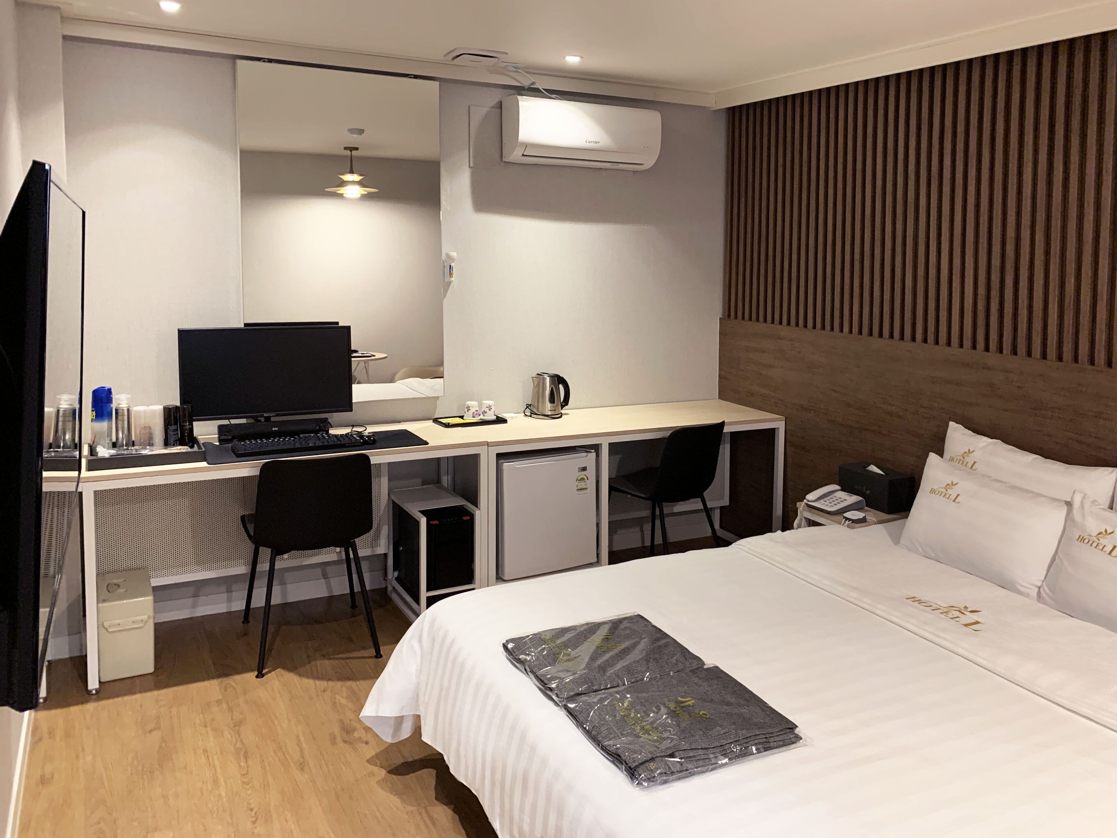 standard room | free wifi, bed sheets