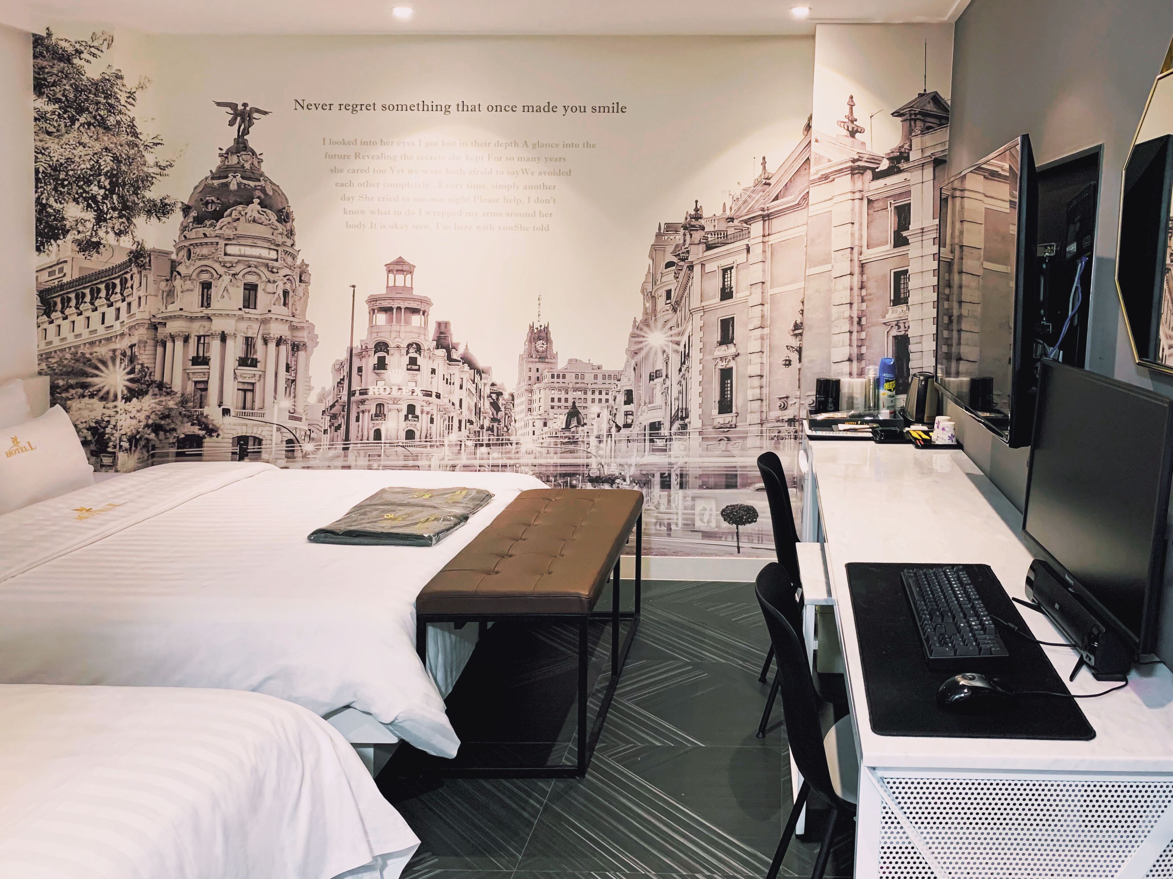 twin room | free wifi, bed sheets