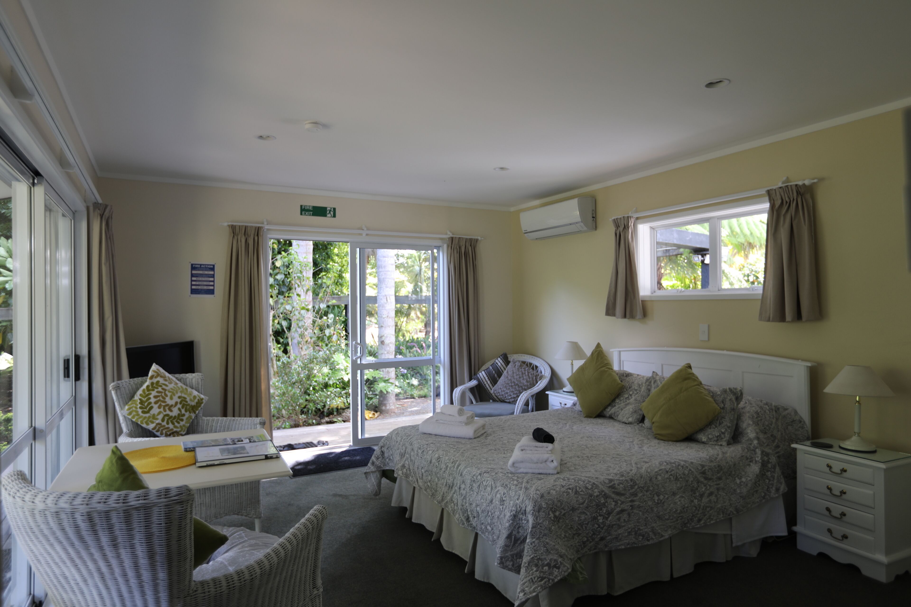 客房 (Dove - Attached unit to main house) | 熨斗/熨衣板、免費無線上網、床單