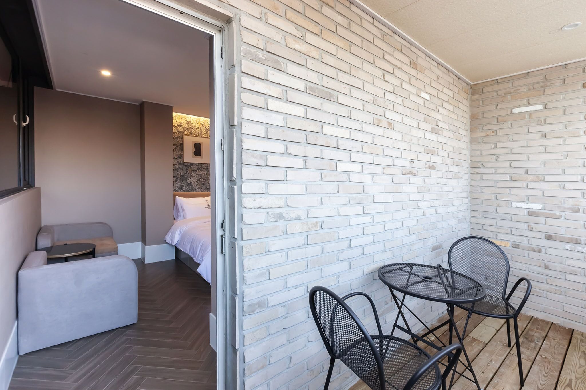 Superior Twin Room, Balcony, City View | Balcony