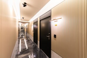 Hallway - Brown Dot Hotel Sasang Renecite (Busan)