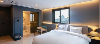 Brown Dot Hotel Sasang Renecite