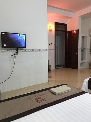 Panoramic Double Room | Interior entrance - BLUE SEA PHU YEN HOTEL (Tuy Hoa)