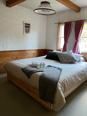 Queen Room | Free WiFi, bed sheets - Ringo Jam Madarao (Myoko)