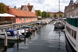 Marina - Beautiful 3-bedroom Apartment in a Lovely Neighborhood of Christianshavn (Copenhagen)