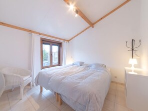 2 bedrooms, Internet - Enjoy with parking by Interhome (De Haan)