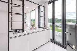 Quarto (S101(1F Indoor  for 2person SPA))