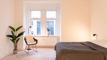 Apartemen, 2 kamar tidur, lemari es | 2 kamar tidur dan setrika/meja setrika