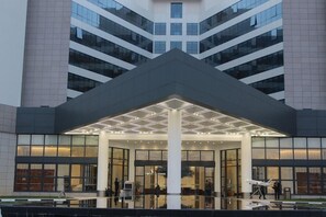 Exterior - Ethiopian Skylight hotel (Addis Ababa)