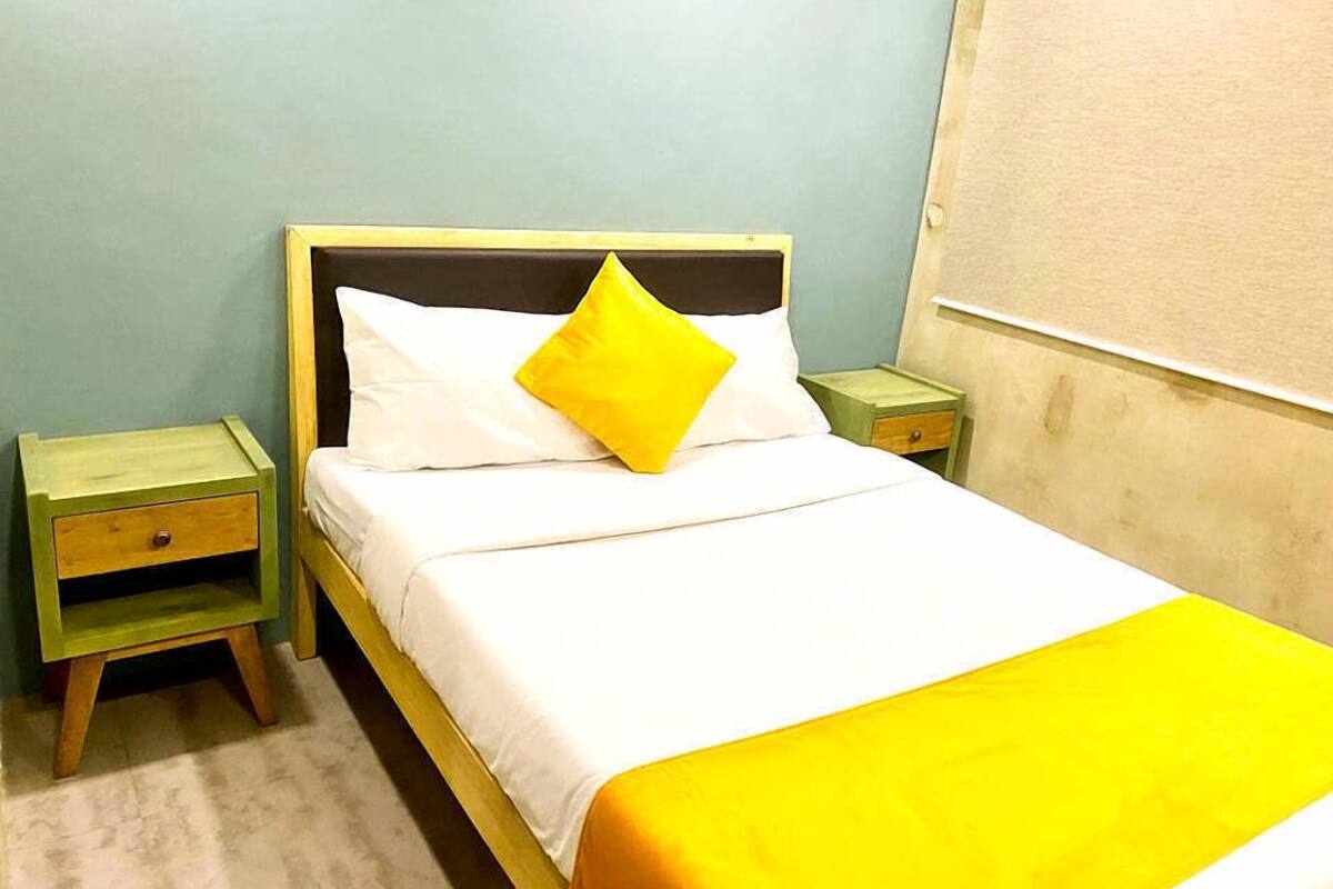 Room | Free WiFi, bed sheets