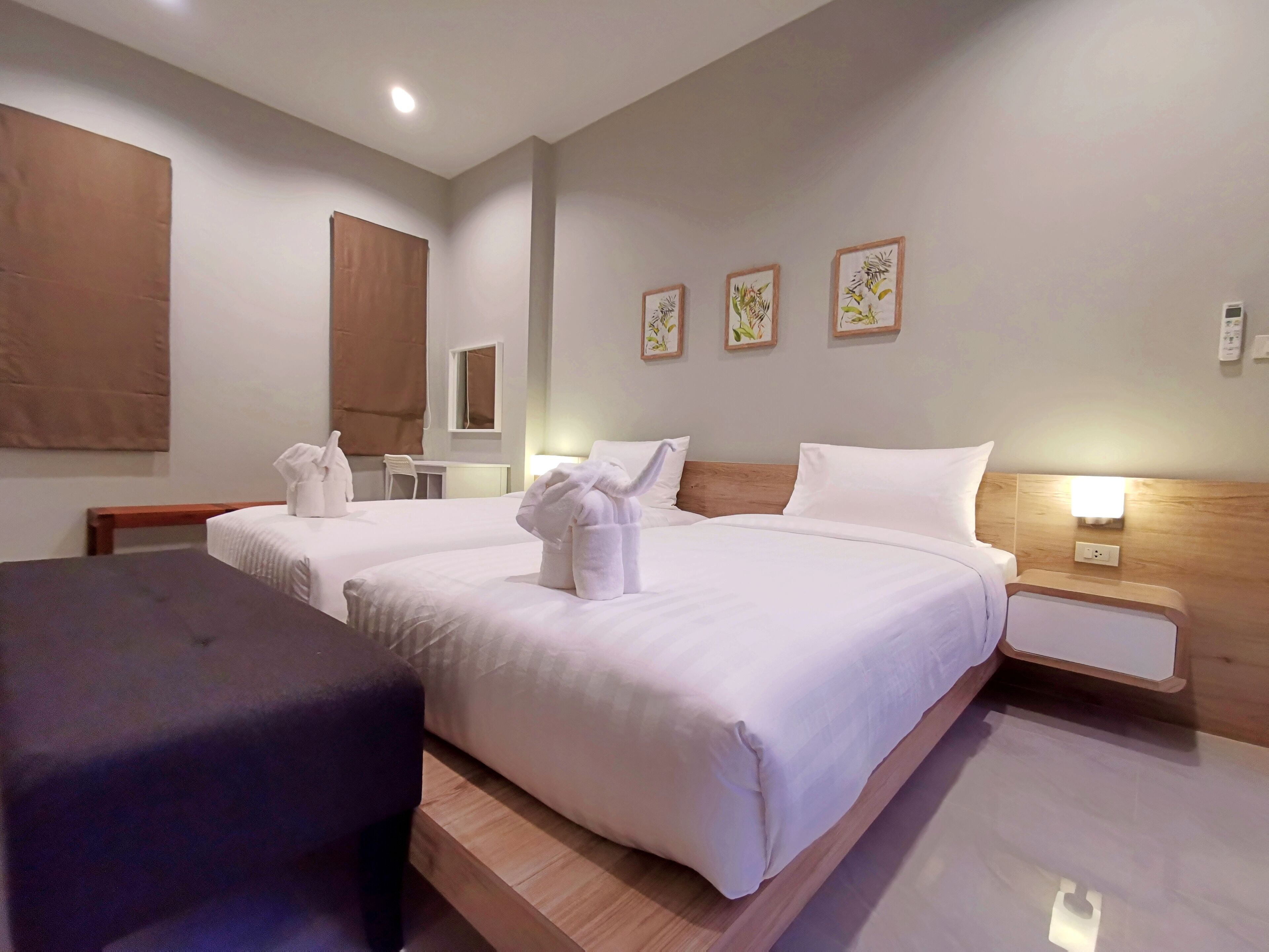 In-room safe, desk, laptop workspace, blackout drapes