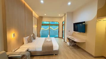 In-room safe, desk, laptop workspace, blackout curtains