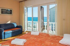 2 bedrooms, free WiFi