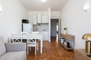 TV - Maresia - Front beach - Quarteira (Quarteira)