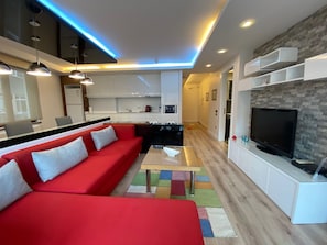 Deluxe Apartment | 2 bedrooms, in-room safe, desk, laptop workspace - Aura Suites (Istanbul)