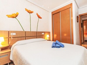 2 chambres, fer et planche à repasser