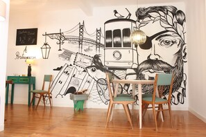 Interior - A Portuguesa III, at Bica's Funicular Street (Lisbon)