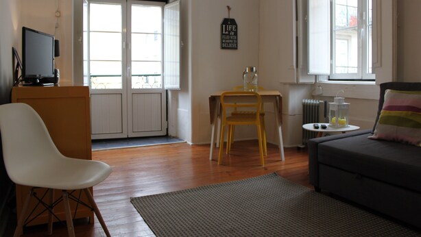 TV, stereo - The Portuguese II, at Bica's funicular Street (Lisboa)