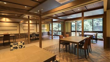 Free daily Japanese breakfast