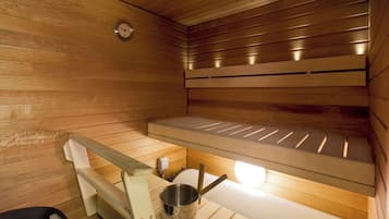 Shower, free toiletries, towels