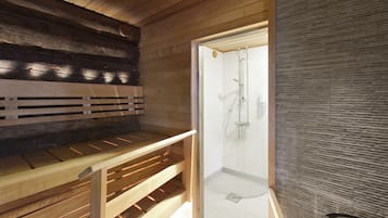 淋浴設備、免費盥洗用品、毛巾