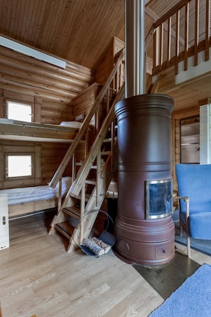Studio, Sauna (30 m2) | Living area | Fireplace - Holiday Club Ylläs (Kolari)