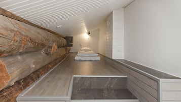 Apartment, 1 Bedroom, Sauna, Partial Lake View (40.5 m2) | 1 bedroom, bed sheets