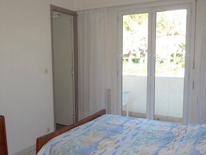 2 bedrooms - Spacious T3 with terrace and pool in Cavalaire-sur-Mer (Cavalaire-sur-Mer)