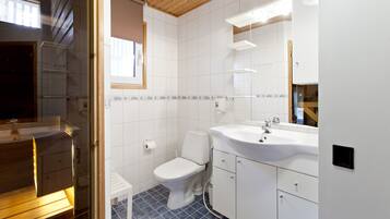 Shower, free toiletries, towels