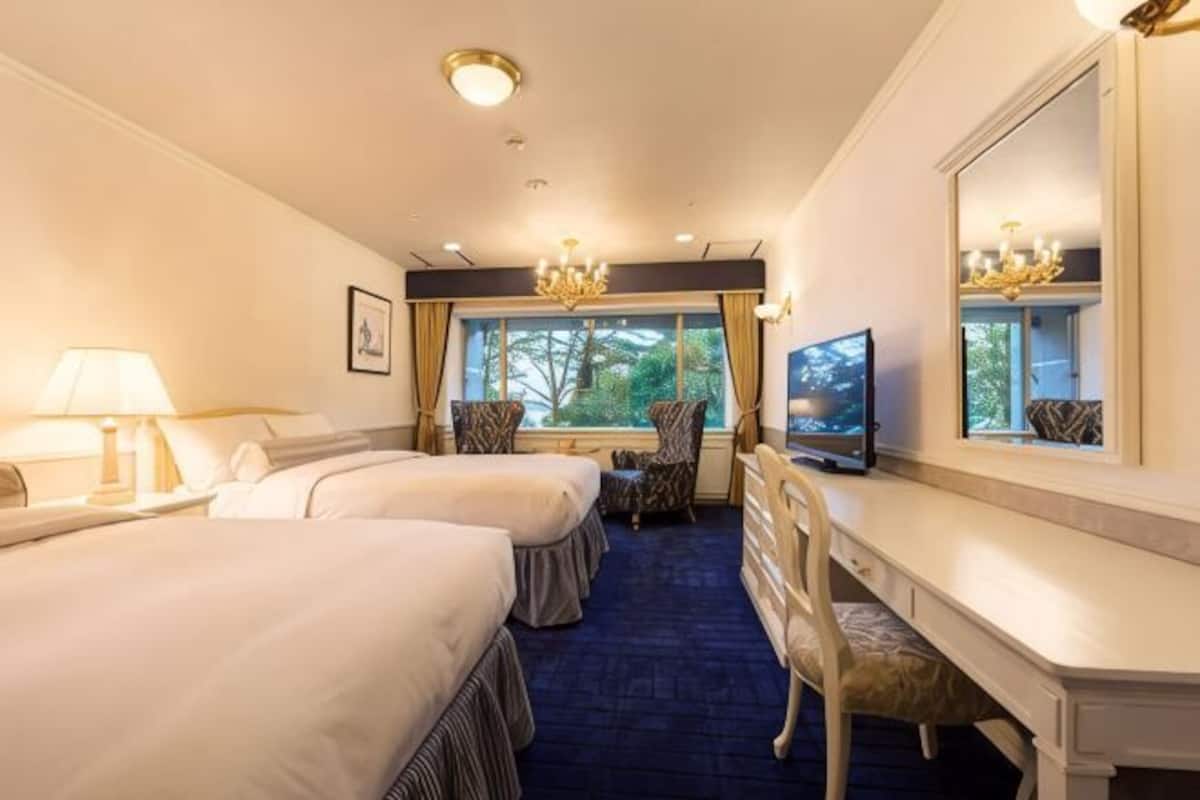 1 bedroom, desk, blackout curtains, free WiFi