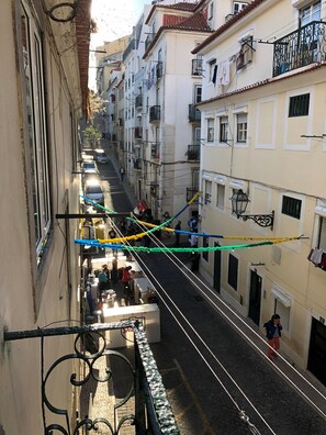 Property grounds - Typical portuguese house over the Funicular street (Lisbon)