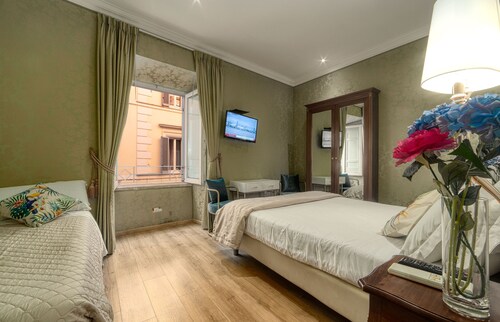 Bq House Trevi Luxury Rooms