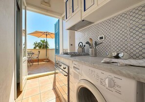 Interior - Solemar Sicilia   Casa Eos (Santa Flavia)