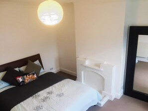 Dobbeltrom – deluxe | Lydisolert, wi-fi (inkludert) og sengetøy