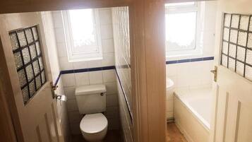 Separate tub and shower, free toiletries, hair dryer, towels