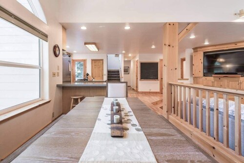 Pine in the Woods | Luxury with a Game Room