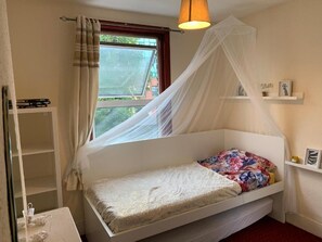 Habitación individual estándar | Wifi gratis y ropa de cama