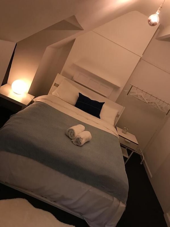 Room - Rob's Shed (London)
