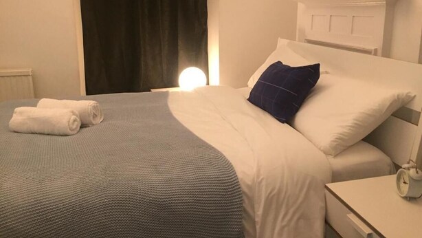 Deluxe Double Room with Bath
