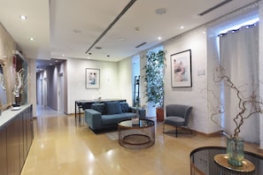 Reception - You & Co. Quart Boutique Hotel (Valencia)