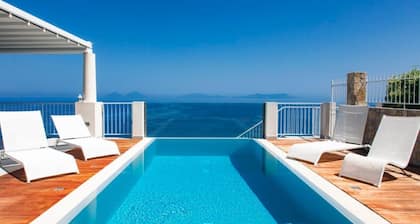 Villa Vulcano with private pool and panoramic view over the sea