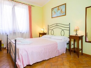 Premium bedding, individually decorated, individually furnished - Agriturismo Casale del Contadino (Bolsena)