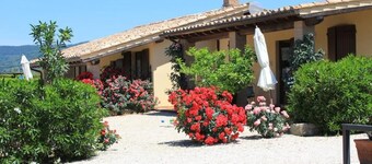 อกรีตูริสโม กาซาเล เดล กอนตาดีโน